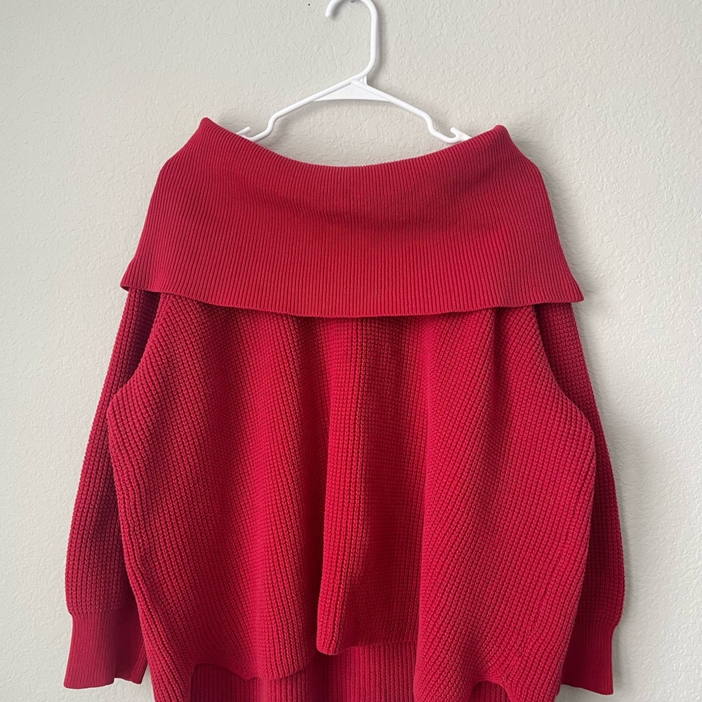 MICHAEL Michael Kors Off-Shoulder/Cowl Neck Red Knit Sweater Sz M-L